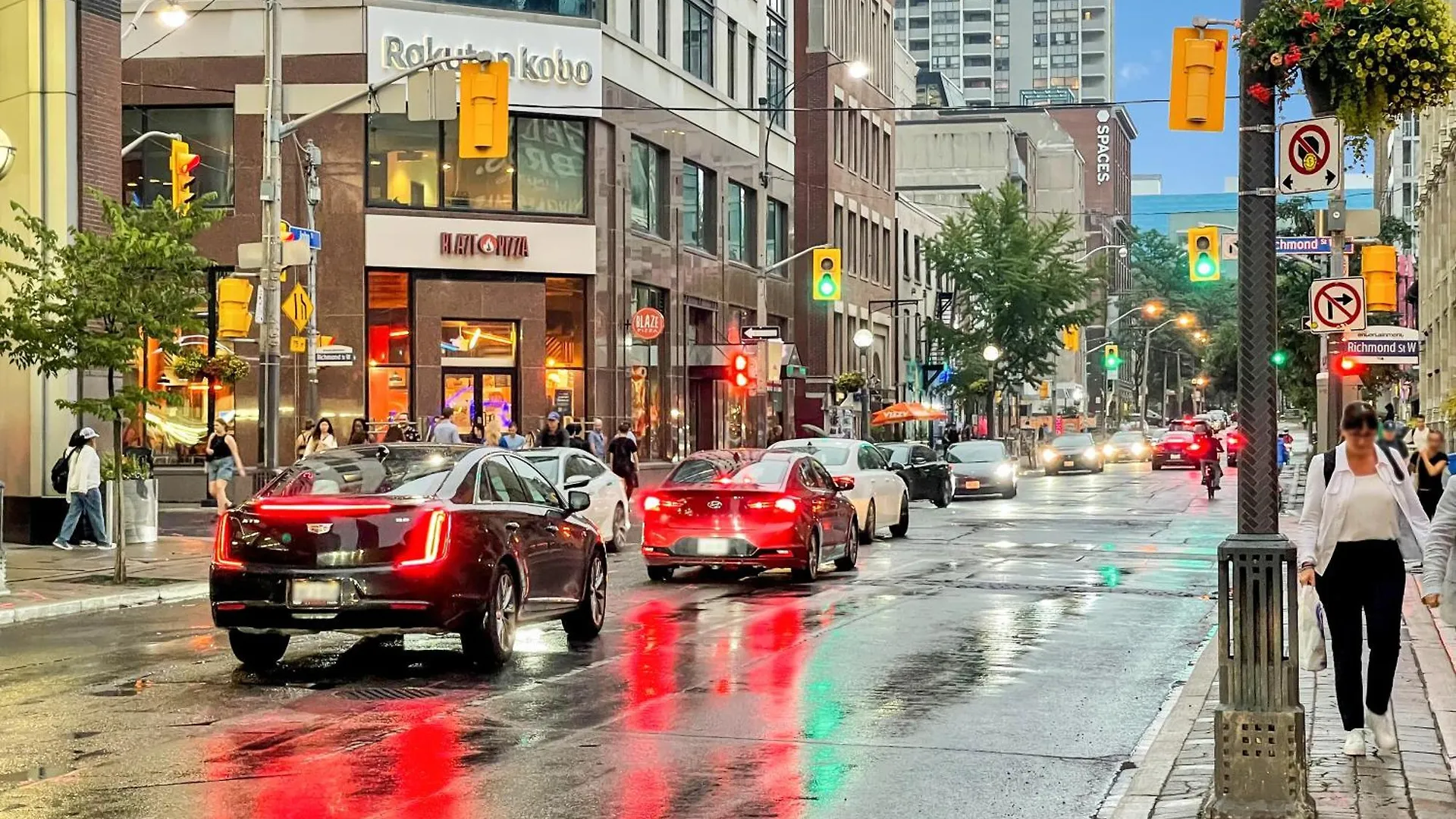 Apartment Designer One Bedroom Suite - Entertainment District Toronto